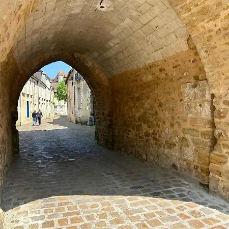 Centre-ville Entierement Renove דירה