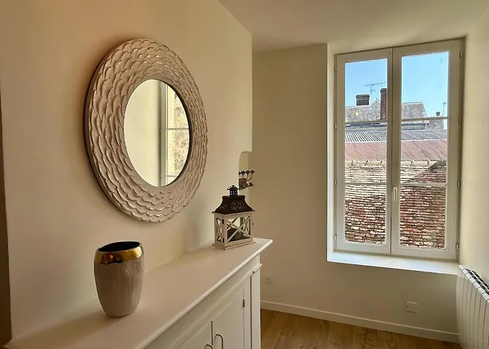 Centre-ville Entierement Renove *