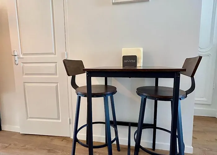 Centre-ville Entierement Renove *